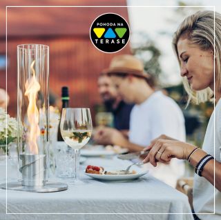 Jeseň prináša vôňu lístia 🍂, chladnejší vzduch a príjemnú atmosféru 🌼 ak máte na terase toto tornádo 🙂 ....